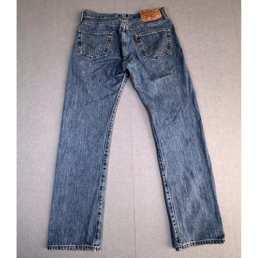 Levi's 501 Original Straight Leg Jeans Mens 32x32 Blue Button Fly Denim